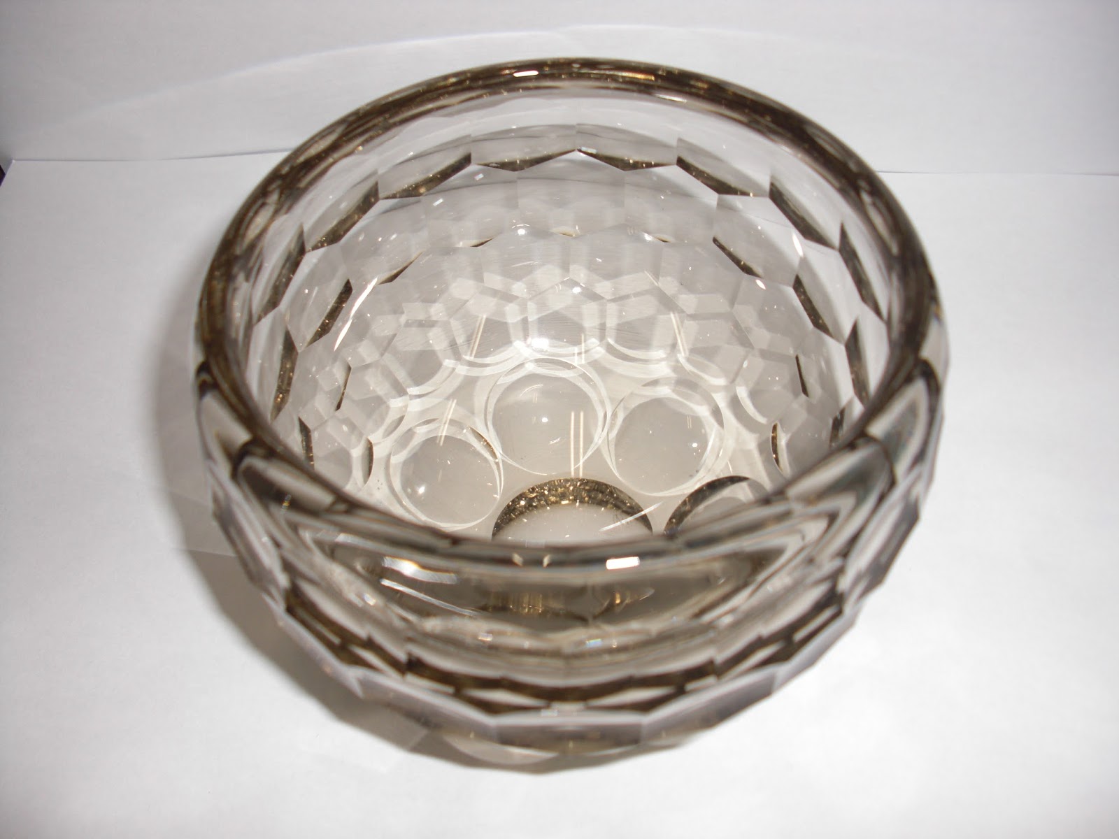 愛品倶楽部 柏店のリサイクルな日々: 和食器 由水常雄作 正倉院復元ガラス 白琉璃碗入荷しました