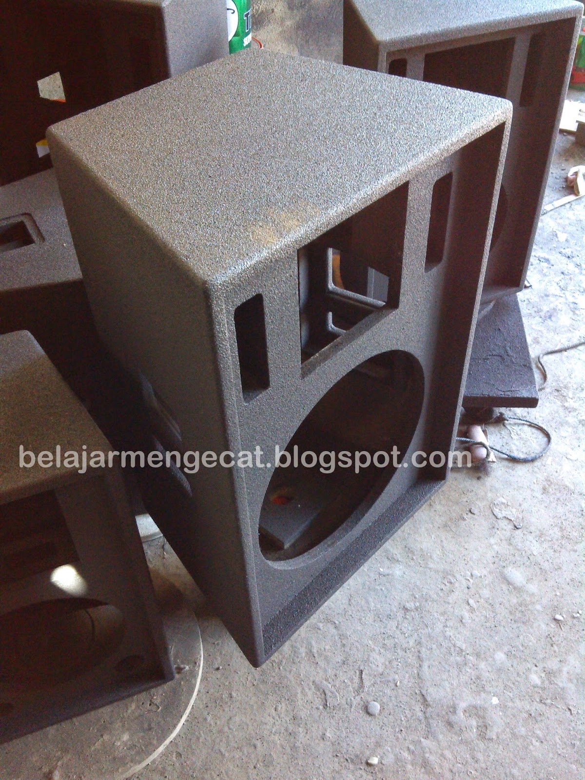 finising box speaker