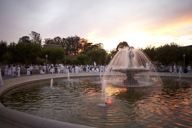 Le Diner a San Francisco Diner en Blanc