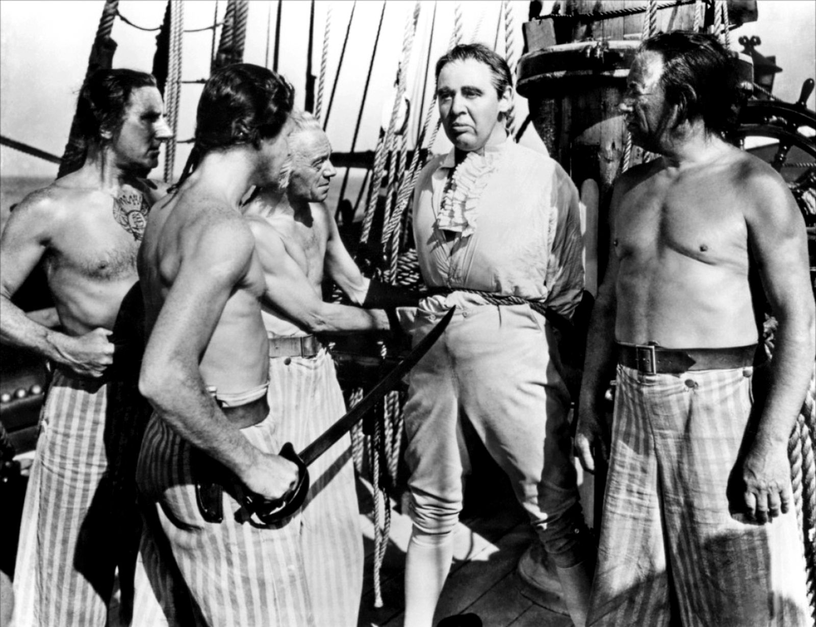 Movie Review Mutiny On The Bounty (1935) The Ace Black Blog Movie Review Mutiny On The Bounty (1935) The Ace Black Blog