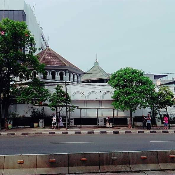 Masjid Kebon Jeruk Jakarta