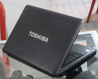 Laptop Toshiba Satellite U505 Bekas