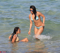 Priyanka Chopra in White Green Bikini in Miami Day 4 Stunning Beauty ~ Exclusive 16.jpg Priyanka Chopra in White Green Bikini in Miami Day 4 Stunning Beauty ~ Exclusive 16.jpg