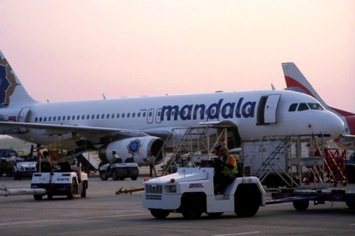 ZonaAero: Promo Tiket Penerbangan Jakarta-Bangkok Pesawat Mandala