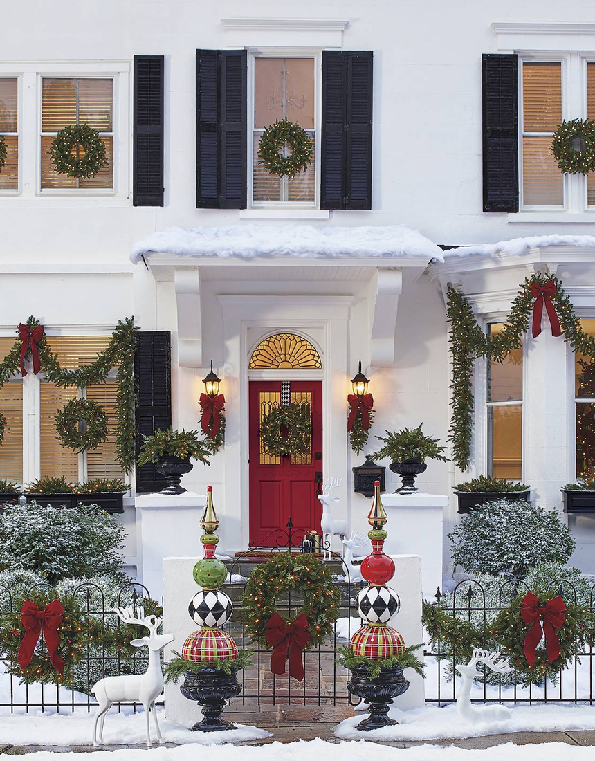LOOKandLOVEwithLOLO: HOLIDAYS:Decorating with Traditional Red and Green ...