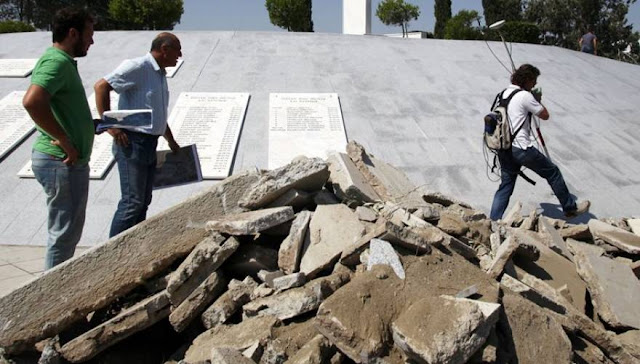 Κύπρος 1974 : Βρέθηκαν πολλά οστά καταδρομέων του άτυχου "Νοράτλας" [φωτο]  