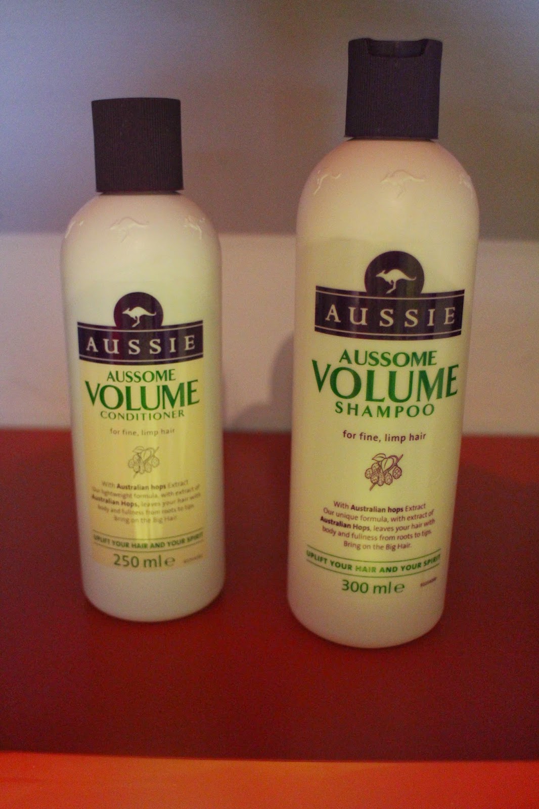 Lines World: Anmeldelse af Aussie Volume Shampoo & Balsam