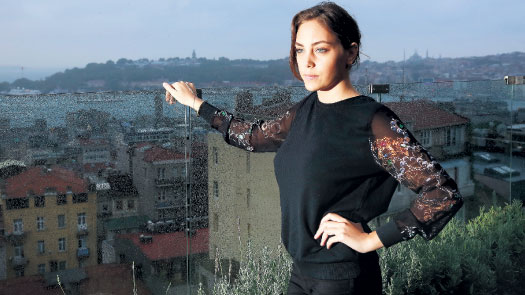 Oyku Karayel Wiki Biography Pics Age Image Profile Tv