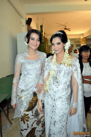 10 Kebaya  Pengantin Artis Selebriti Indonesia Info Top10