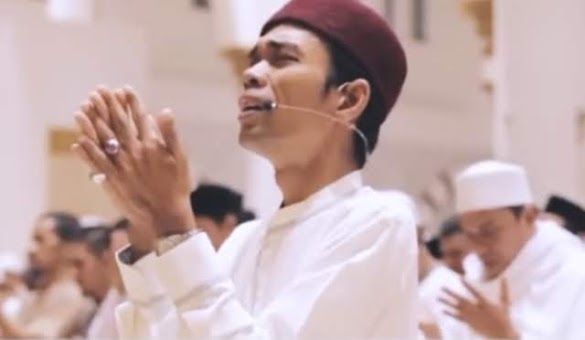 Pesan UAS ke Uzma: Tolong Doakan Saya dalam Shalat, Semoga Allah Beri Sesuatu ke Hati Saya Pesan UAS ke Uzma: Tolong Doakan Saya dalam Shalat, Semoga Allah Beri Sesuatu ke Hati Saya