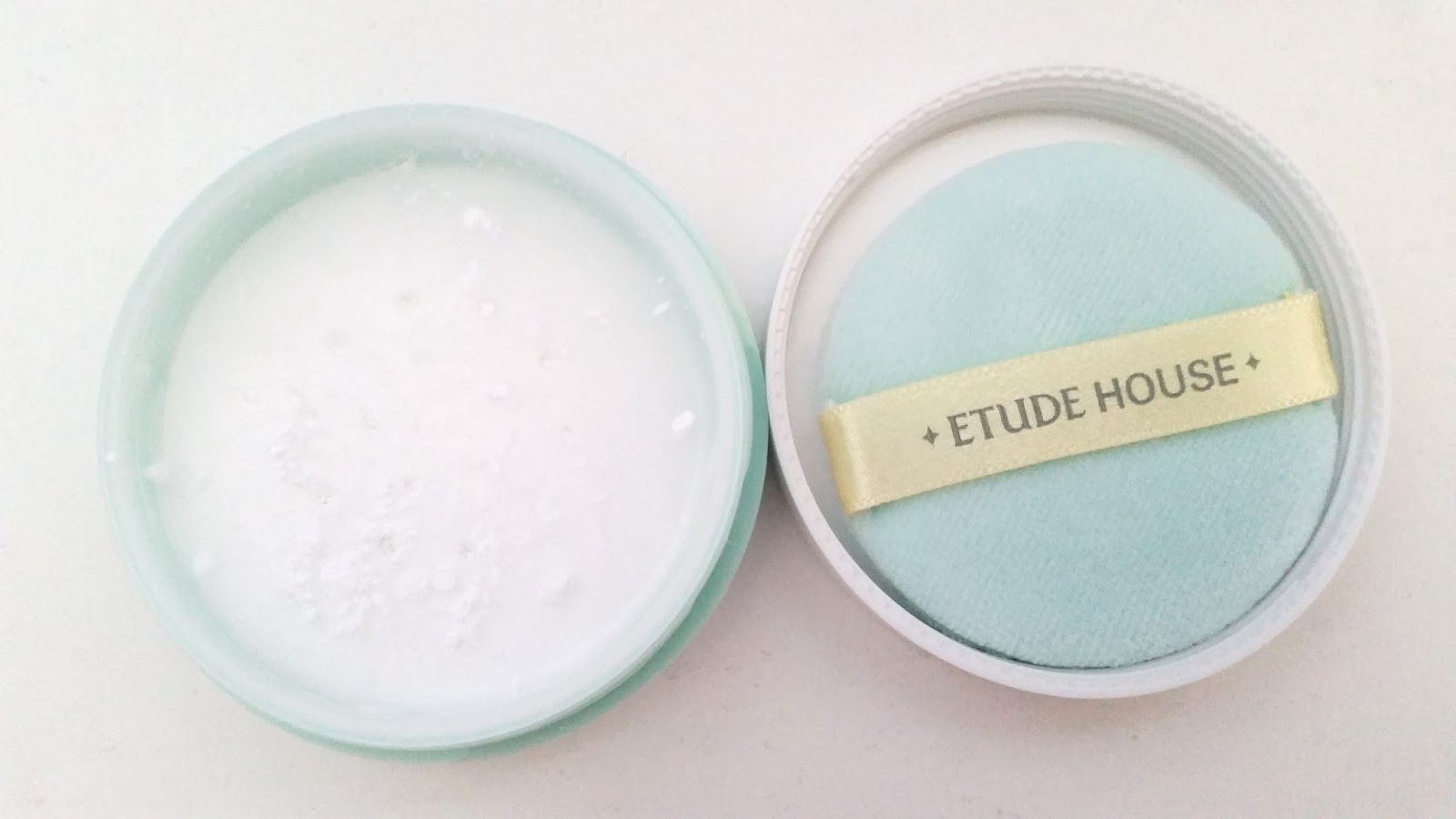 Etude House Zero Sebum Drying Powder Review Dreams to Creations
