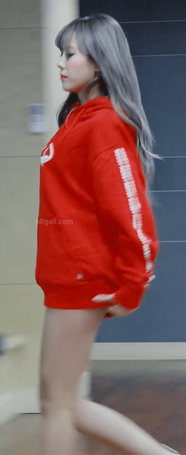 우주소녀 루다 사복 돌핀팬츠