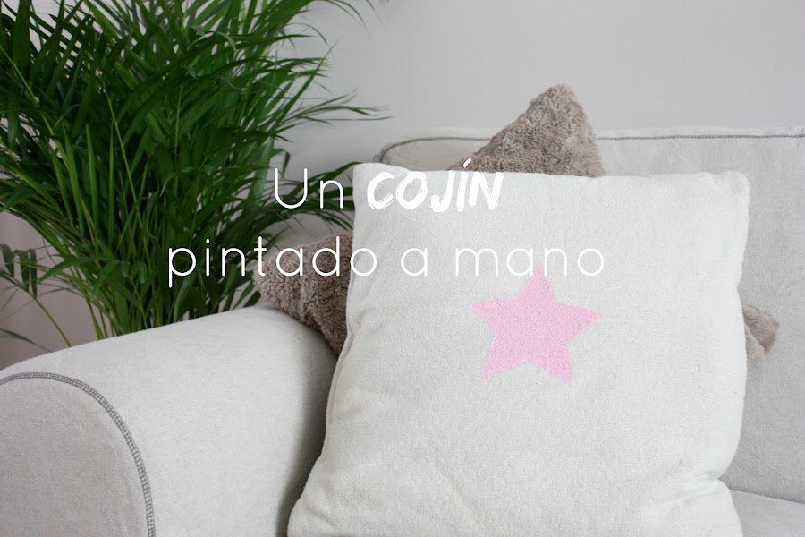 http://mediasytintas.blogspot.com/2015/11/un-cojin-pintado-mano.html