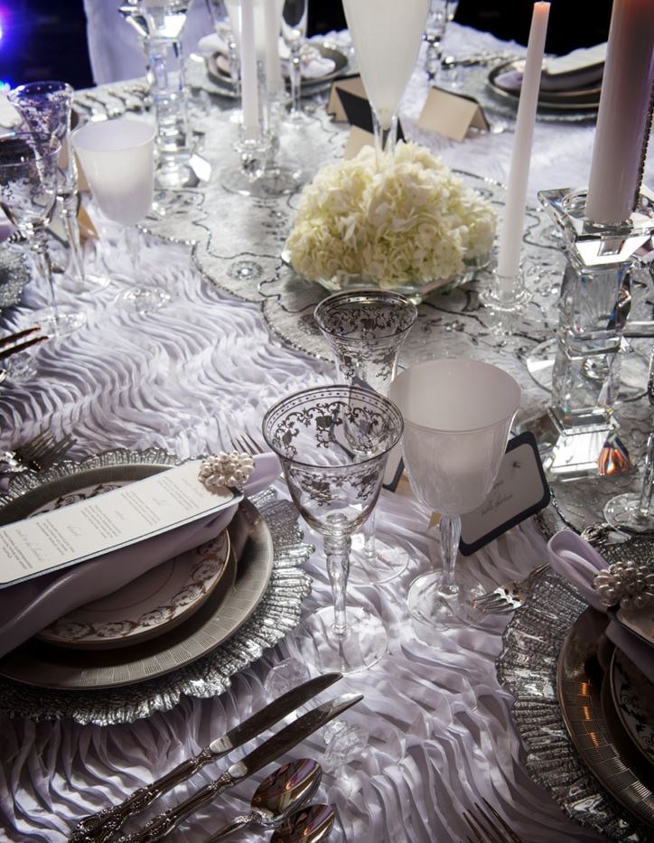 Posh Couture Rentals: Tabletop Tuesday: Winter White