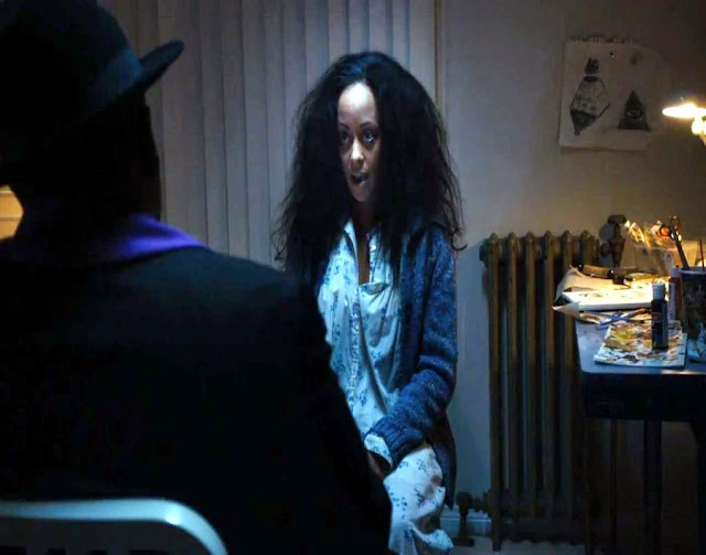 A Horror Diary: Review: A Haunted House (2013)