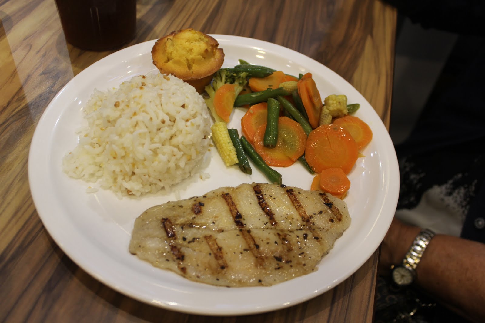 Stay, Stray, Play and Feast Kenny Rogers Roasters at Robinsons Place Naga