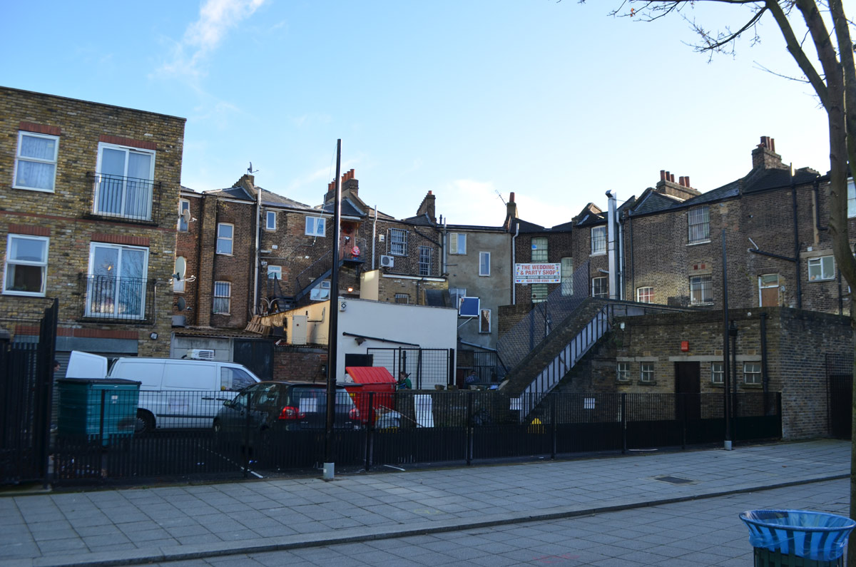 Lando Breaks Peckham High Street