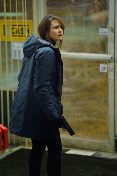 Mia Maestro as Dr. Nora Martinez in the store in The Strain Season 1 Episode 8 Creatures of the Night