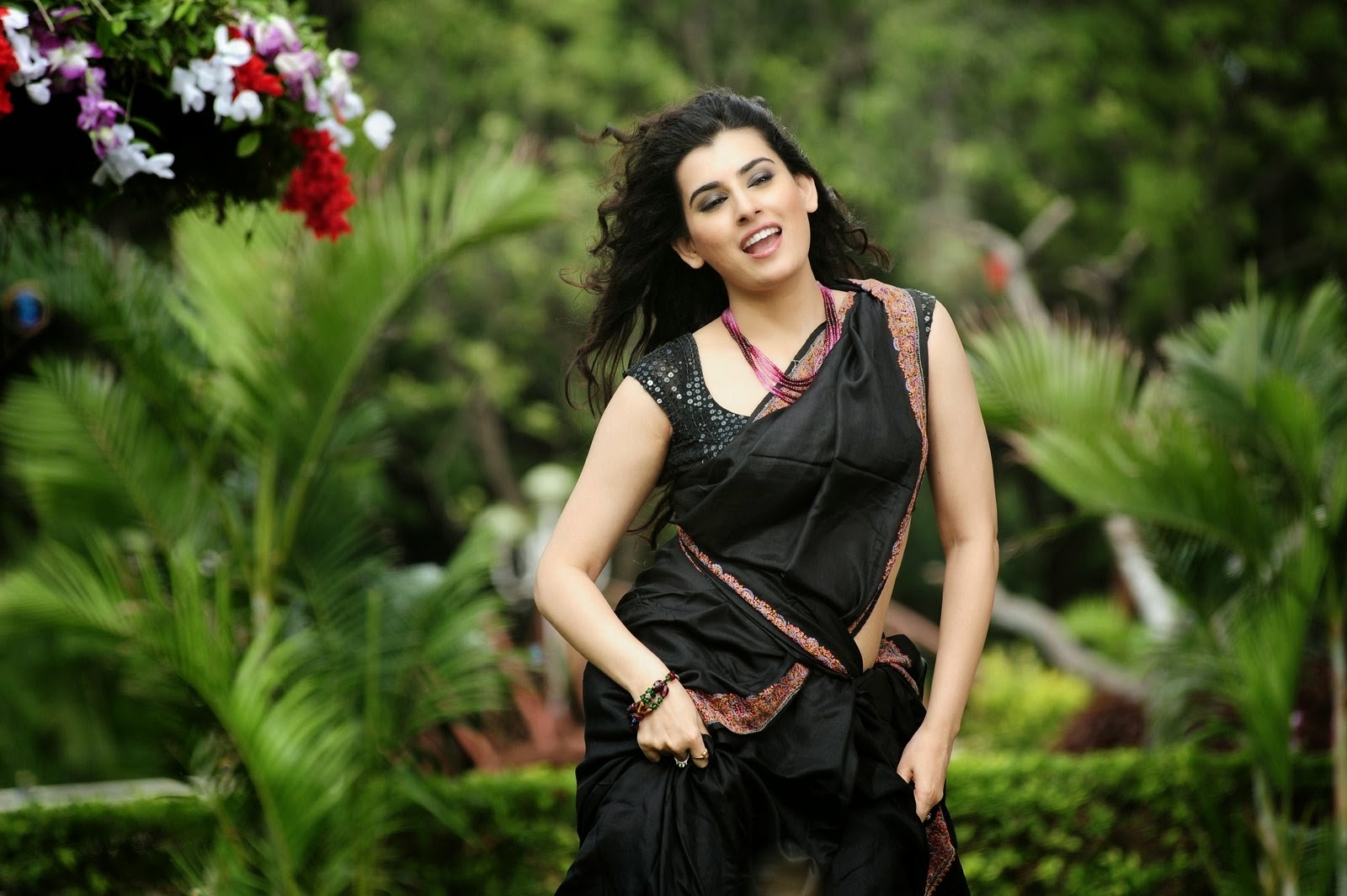 Telugu Serial Actress Archana Hot Photos Telugu Serial Actress Archana Hot Photos