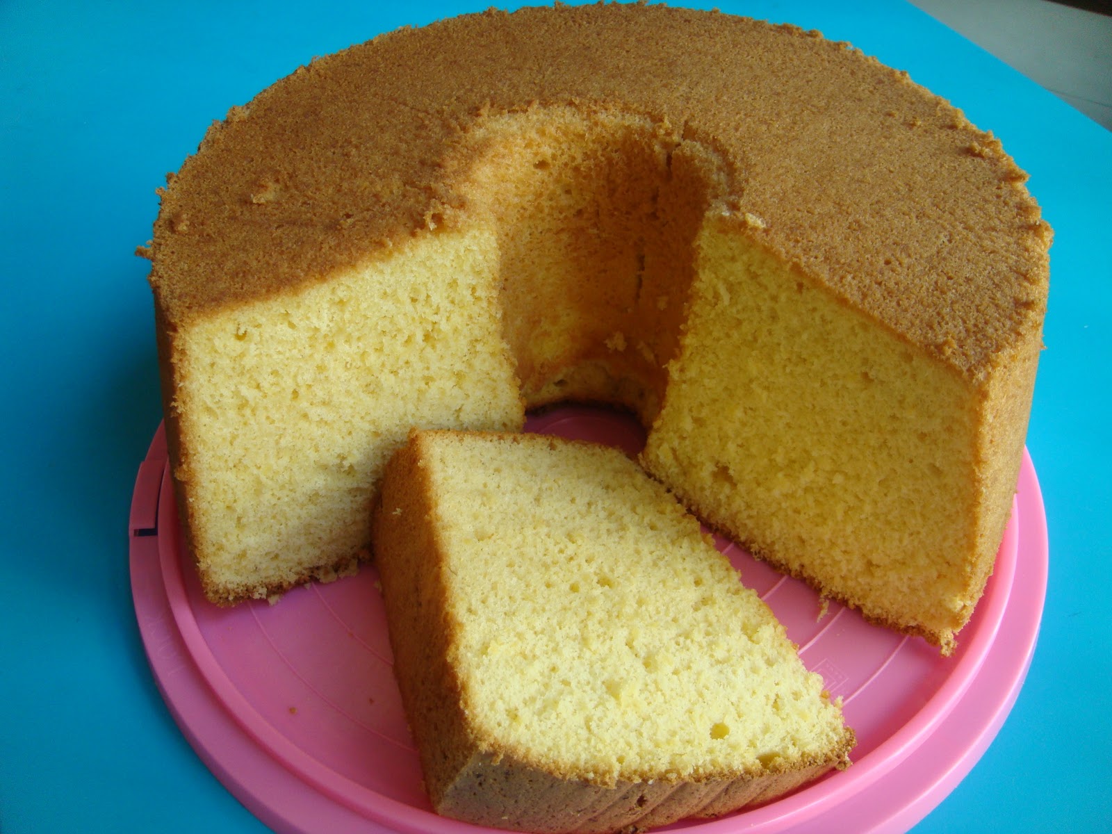 Yummy Baking Pineapple Chiffon Cake
