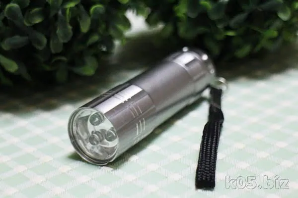 led-flashlight01.jpg