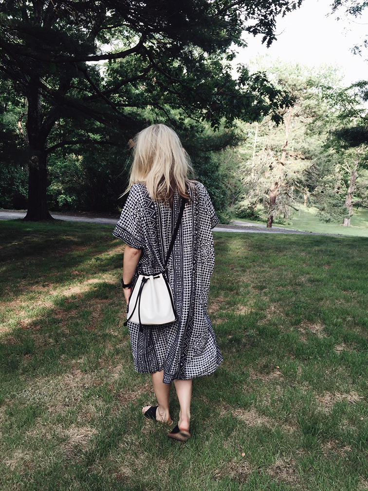 heleneisfor, Emeron Fry dress, Sol Sana sandals, Longchamp bag, Ray-Ban sunglasses heleneisfor, Emeron Fry dress, Sol Sana sandals, Longchamp bag, Ray-Ban sunglasses