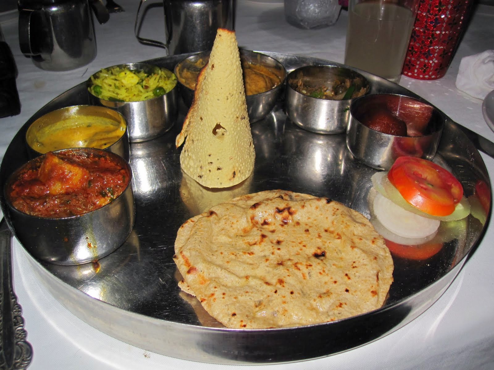 BEST FOOD ALL: RAJASTHANI THALI