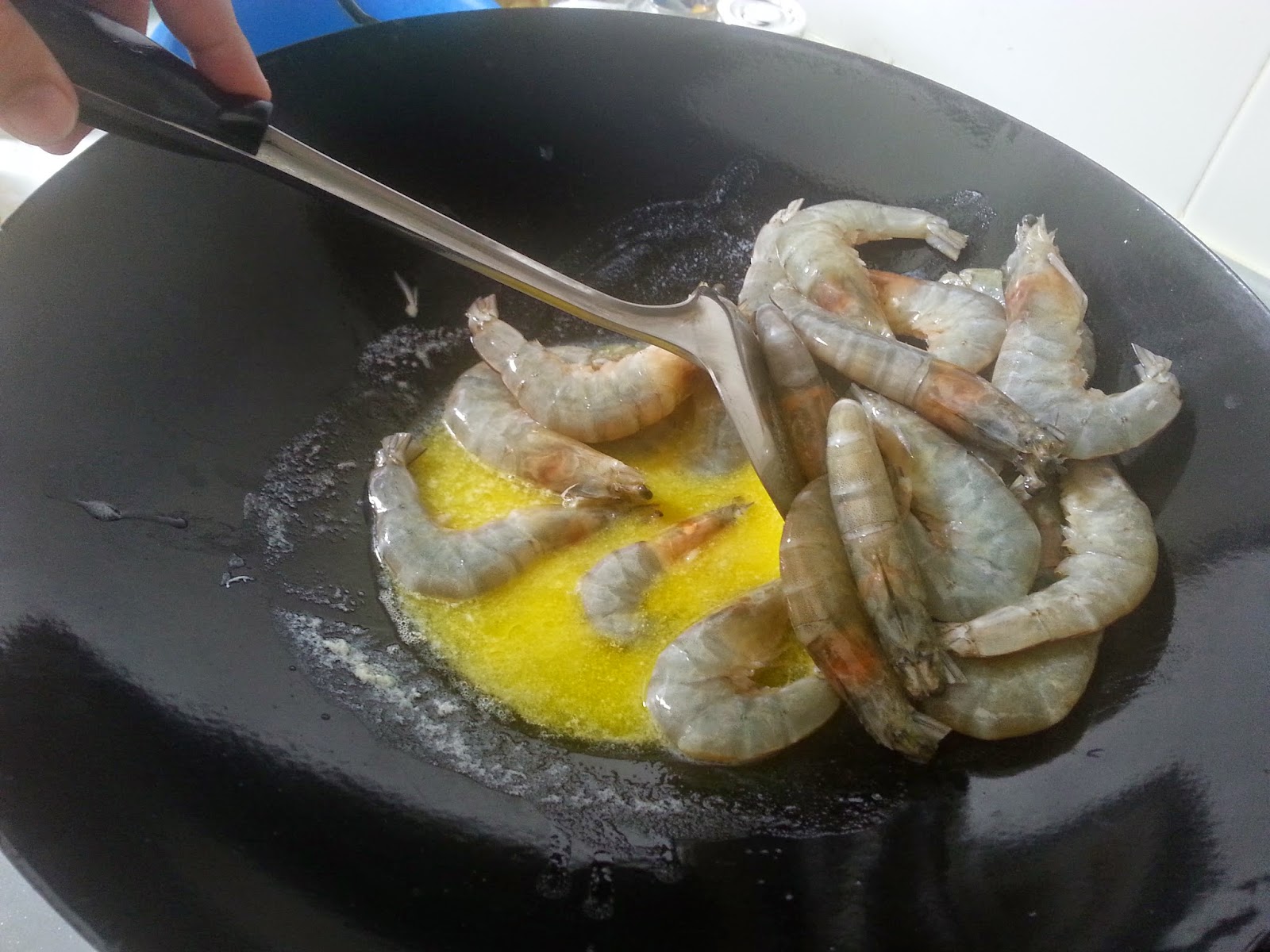 MY LIFE AND MY WORLD: Resepi Salted Butter Prawn Basah