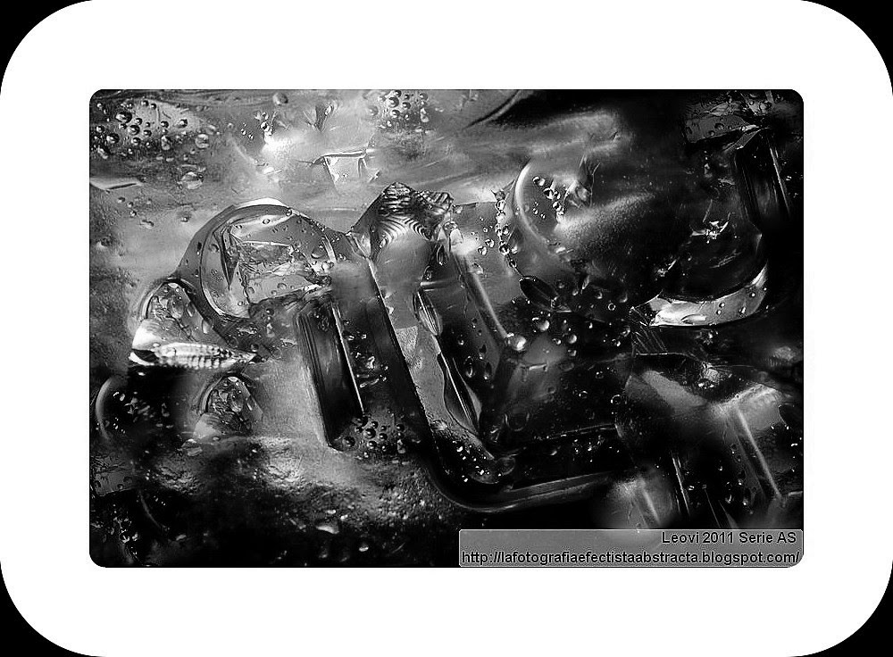 Foto Abstracta 3143 La escalera que conduce al lugar donde escondes tus sueños - The staircase leading up to the place where you hide your dreams Foto Abstracta 3143 La escalera que conduce al lugar donde escondes tus sueños - The staircase leading up to the place where you hide your dreams