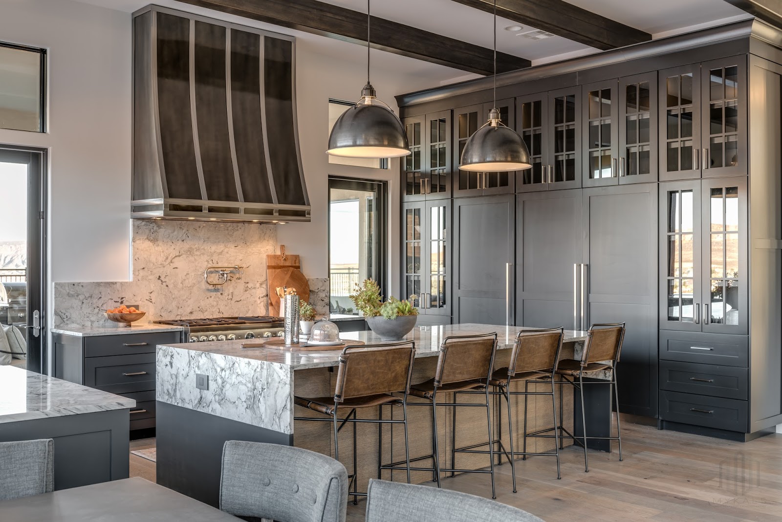 Decorated Mantel: Stunning Home Tour With Breathtaking Views and