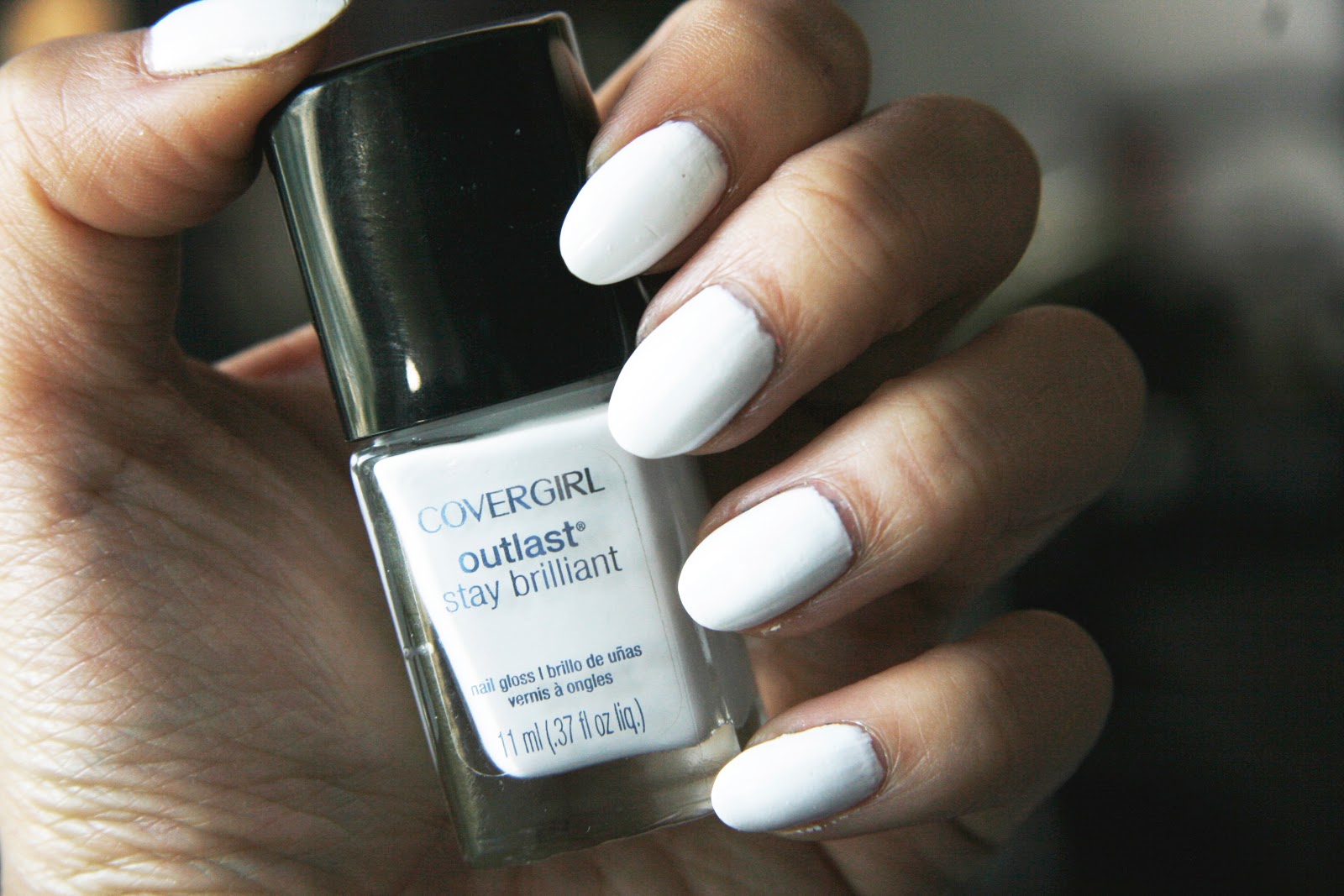 9. Covergirl Outlast Stay Brilliant Nail Gloss in "Sunkissed" - wide 1