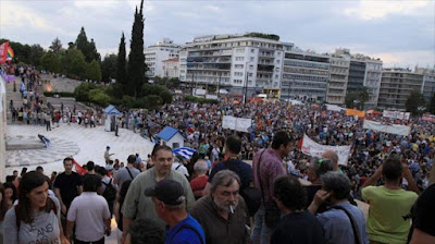 Miles de manifestantes griegos piden "Fin de la austeridad"