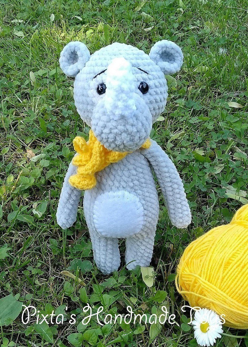 Crochet rhino amigurumi pattern Amiguroom Toys