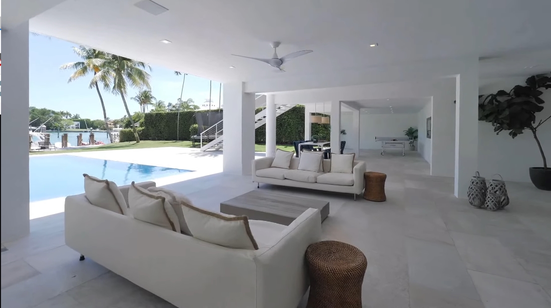 33 Interior Design Photos vs. 481 S Mashta Dr, Key Biscayne, FL Luxury Home Tour