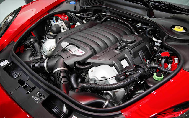 2015 Porsche Panamera GTS 2015 Porsche Panamera GTS