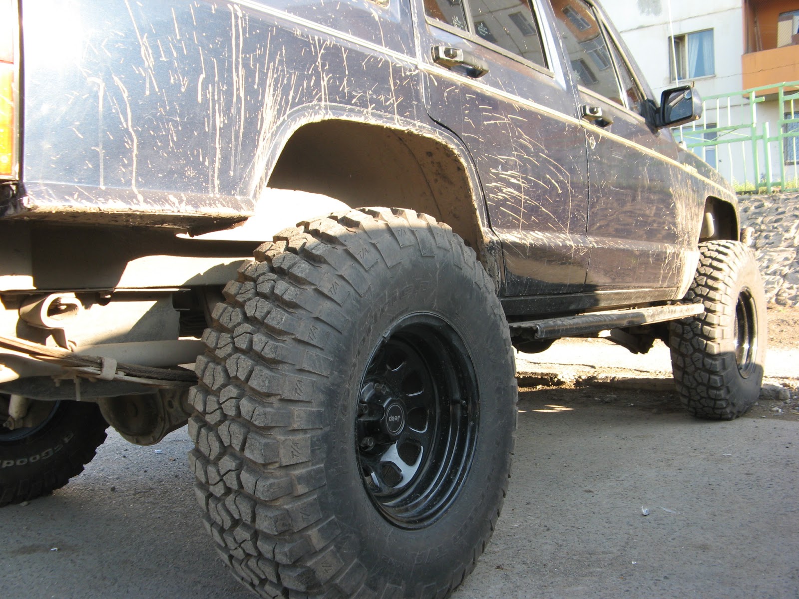 Jeep xj fender cut and fold