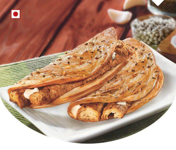 Around the World Domino's India Indian Tacos