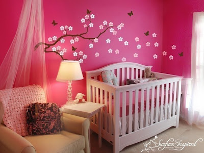 http://ruangrumahkita.blogspot.com/2013/07/tempat-tidur-bayi-mugil-dan-mewah.html