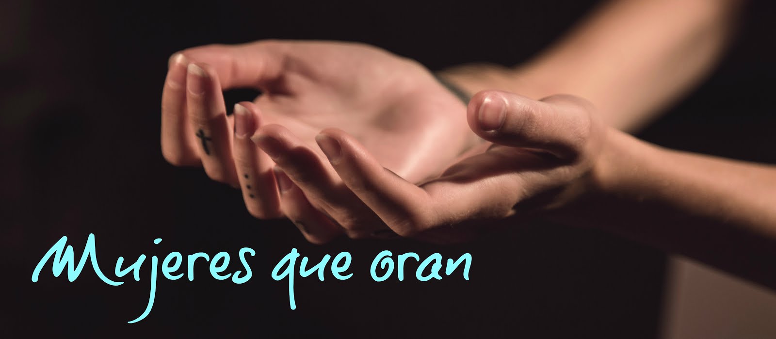 Mujeres que oran