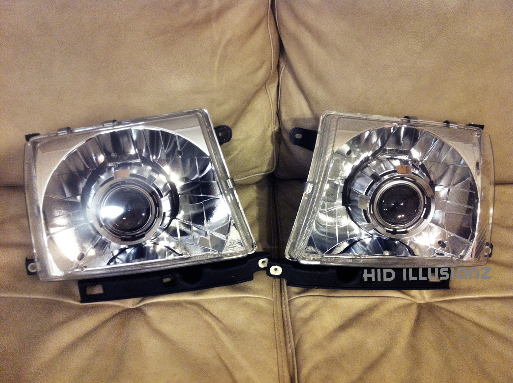 HID ILLUSIONZ Toyota S2000 Minigun HID Projector Retrofit