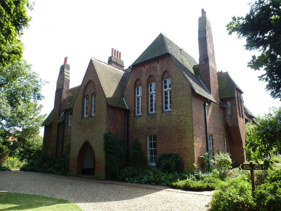 The Road Goes Ever On: William Morris' Red House