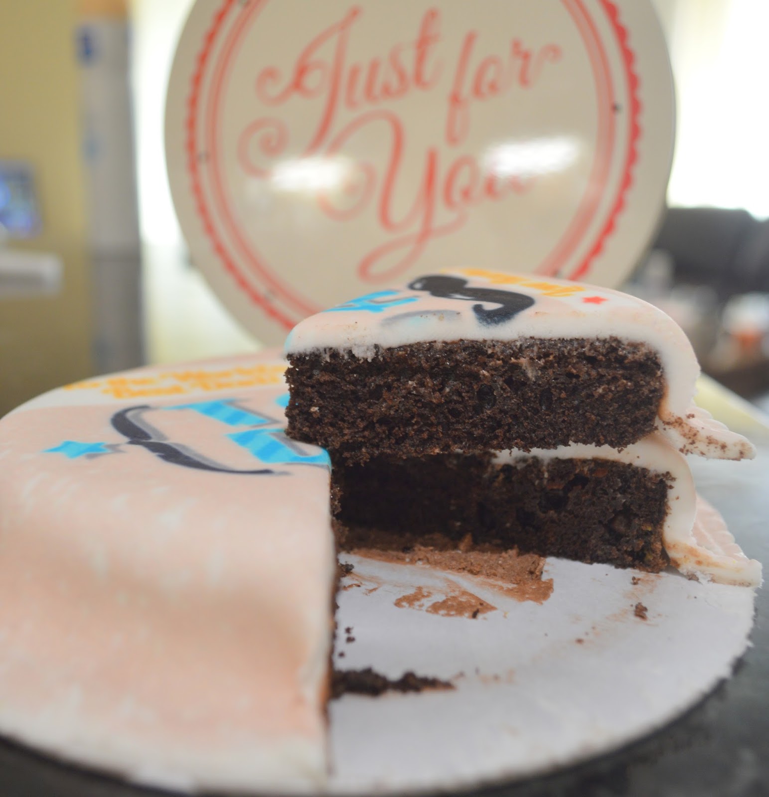 Twisted Beauty Rachael McKenzie Scrumptious Cakes From Baker Days