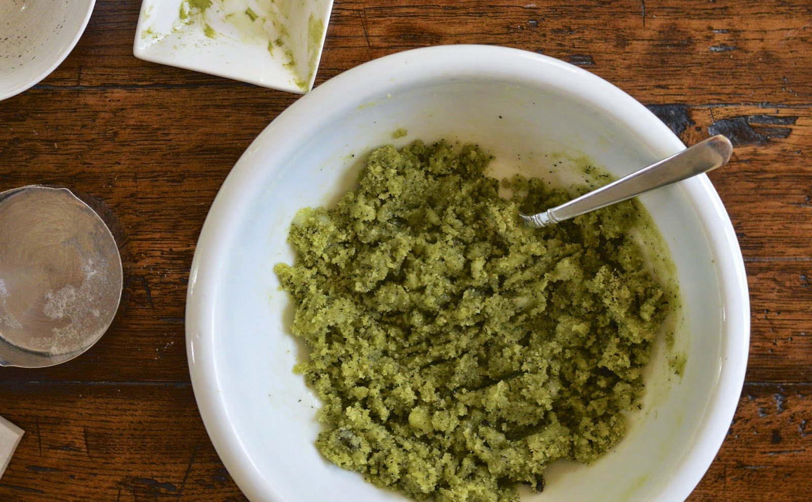Babbling 'Bout Beauty DIY // Green Tea Body Scrub
