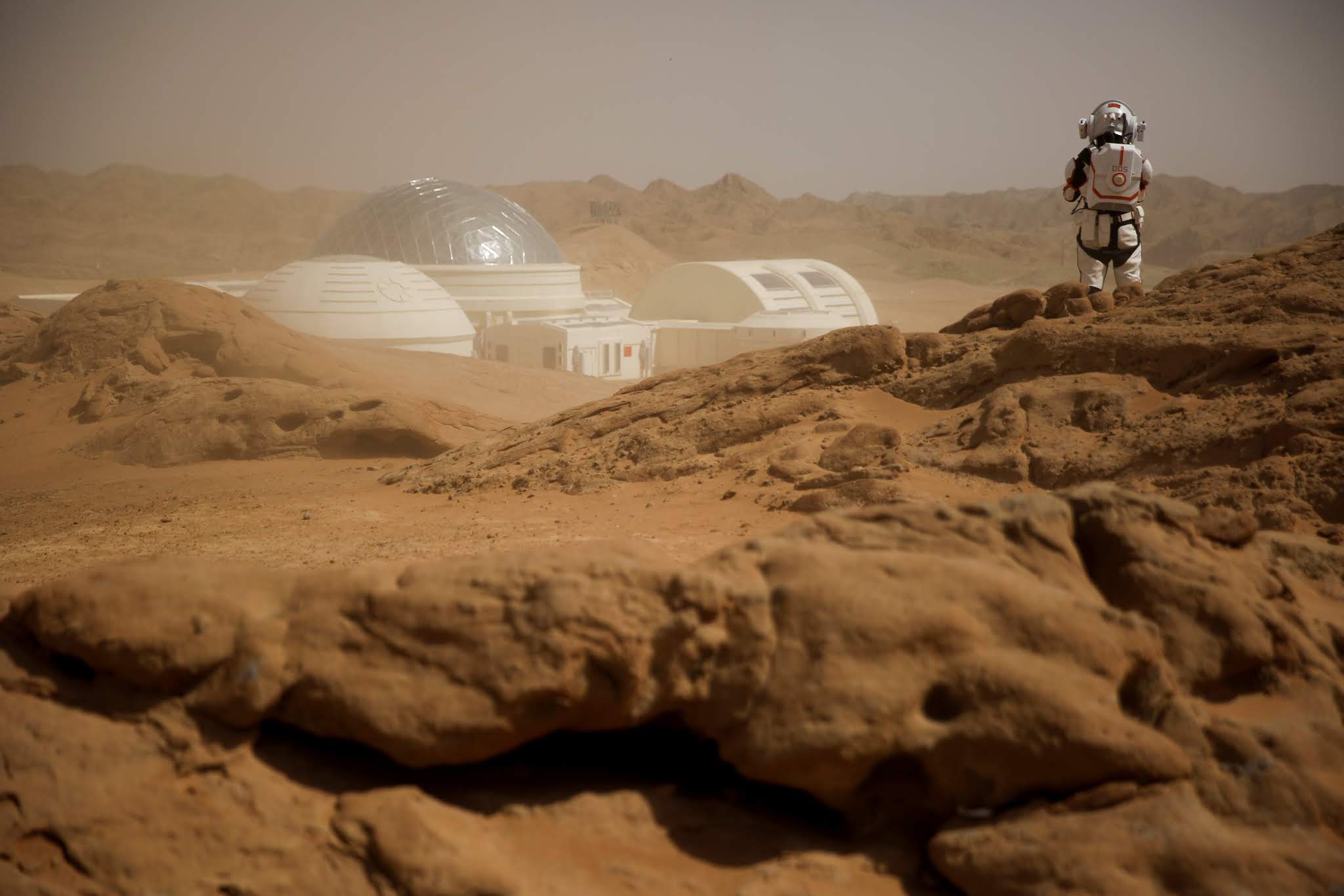 Экспедиция на планету. Марс в пустыне Гоби. Гоби пустыня Марс база. Марсианская база в пустыне Гоби. Марсианская база c-Space Project.