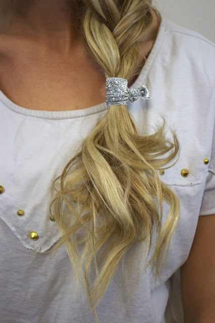 Pretty Hair Ties Barefoot Blonde By Amber Fillerup Clark