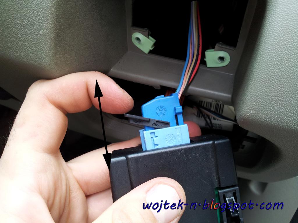 wojtekn Clutch/parking sensor problem/error in Renault Grand Scenic check parking brake