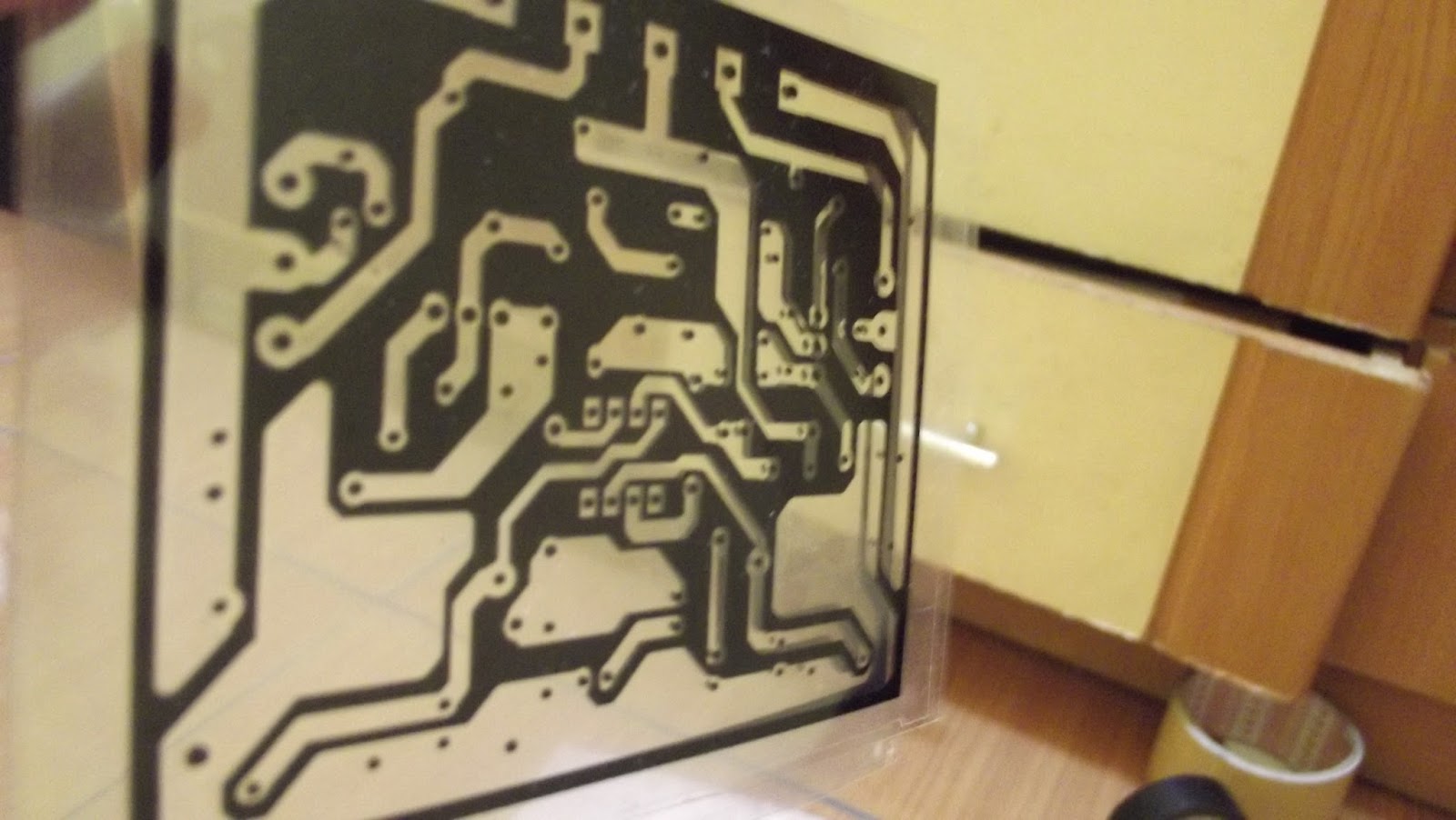 Teknik Cetak Jalur PCB menggunakan Dry Film Photoresist Arga elektronik