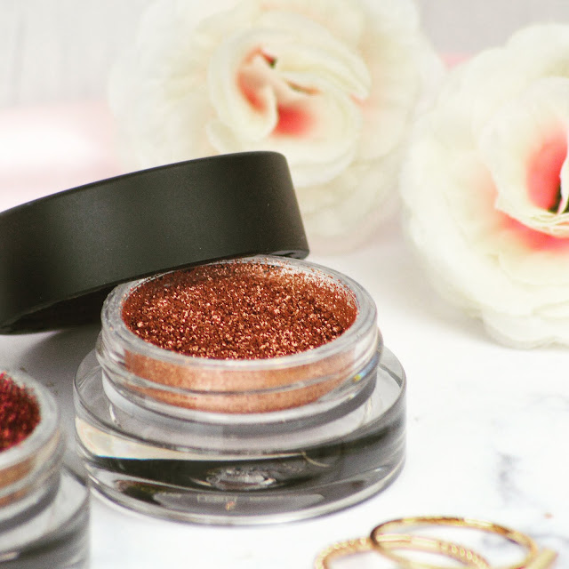 Glo & Ray Space New Product Review - Gold Fever La Amo Lipstick and Space Pigment Glitter Eyeshadows