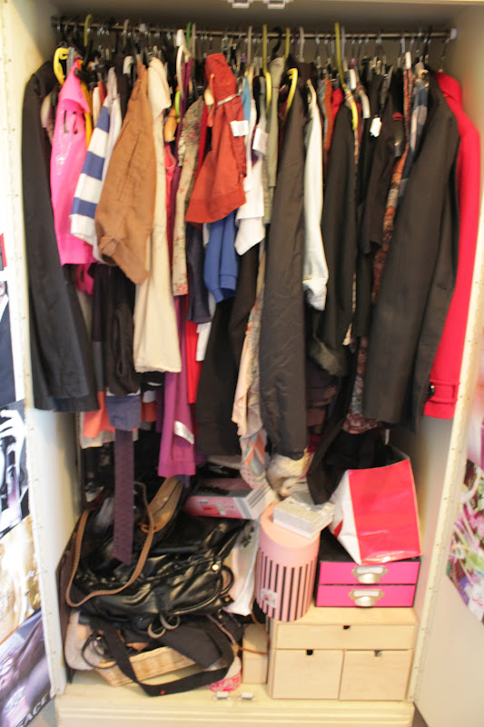 How to organise your wardrobe / closet Organise your life