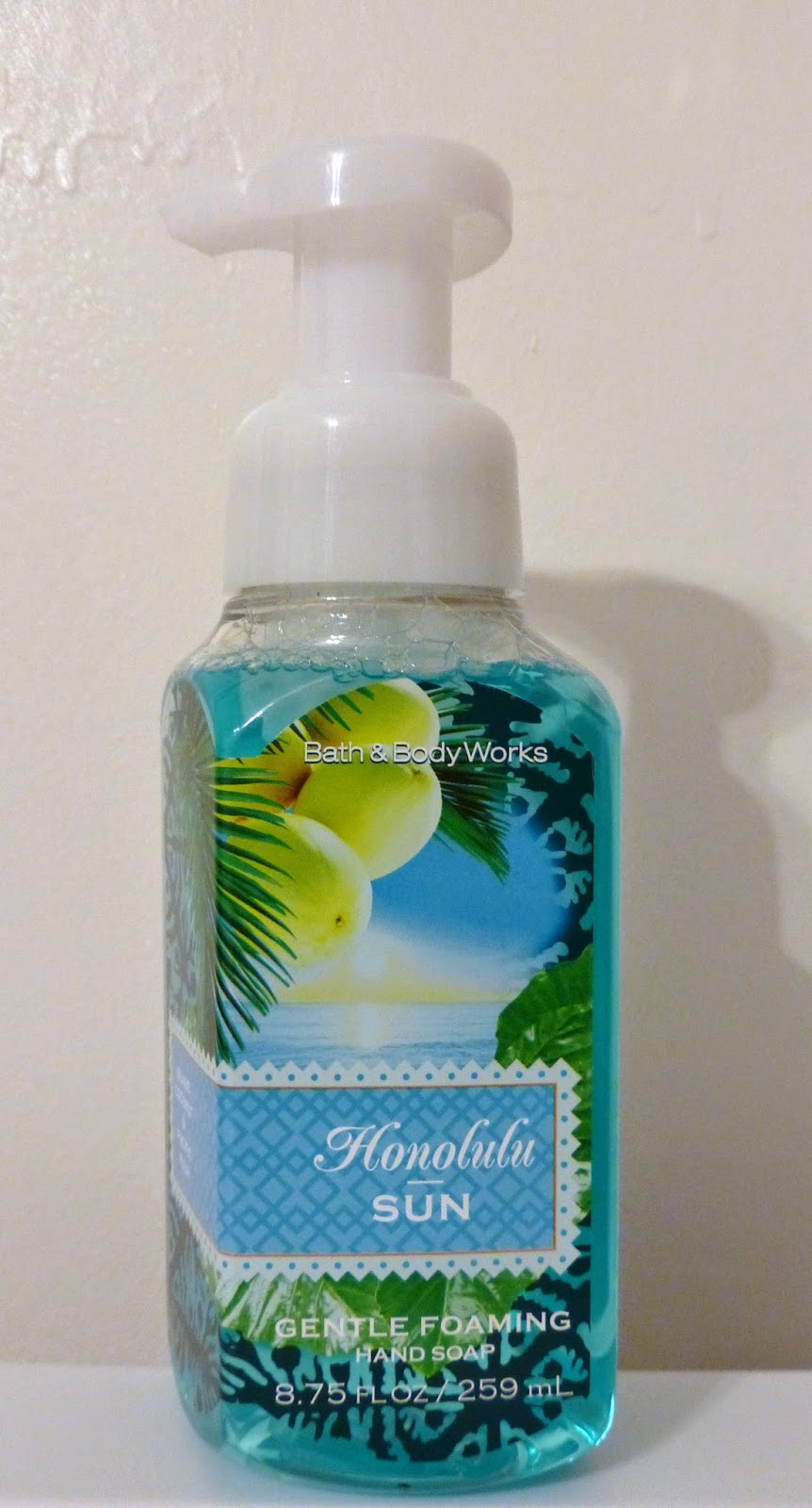 Sugar Me Sweet Bath & Body Works Honolulu Sun Foaming Hand Soap Review